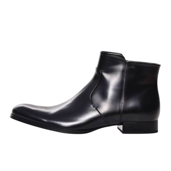LOUIS VUITTON Minister Black Leather Chelsea Boot Size 11 - Picture 1 of 13